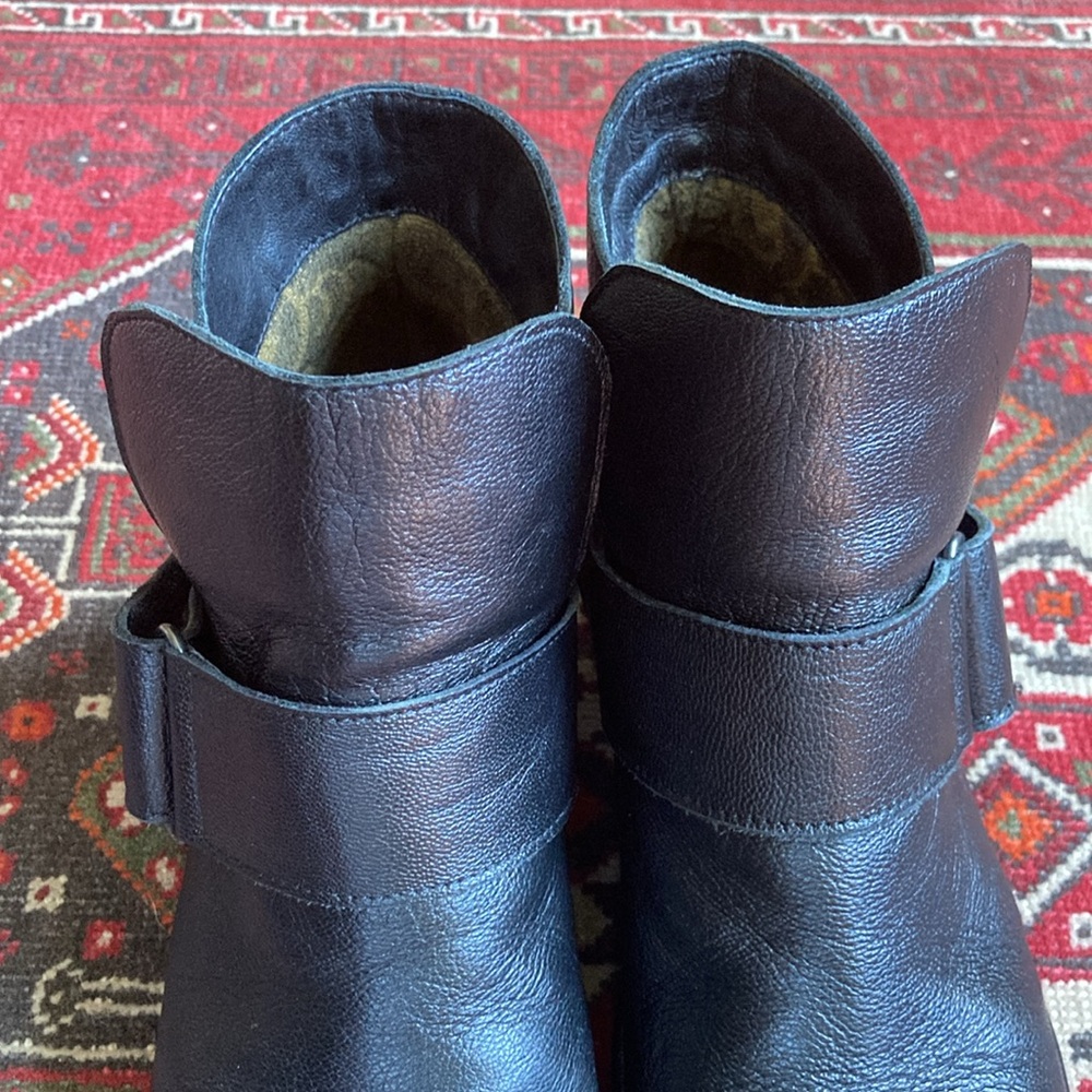 Size 8 (39) Fly London Leather Velcro Slip On Boots black wedge heel monk strap - Picture 15 of 15
